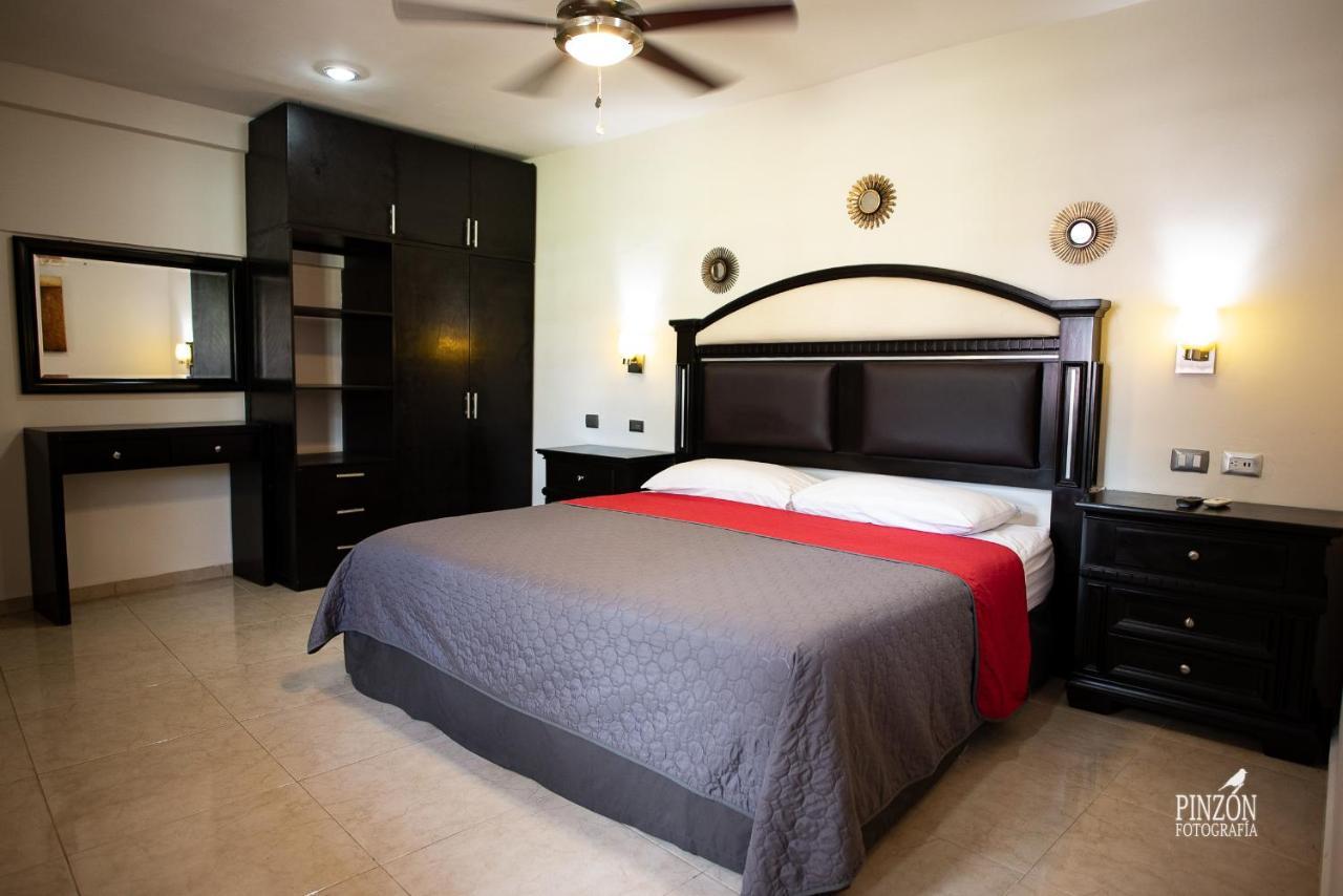 Hotel Suites Paraiso Mérida Kültér fotó