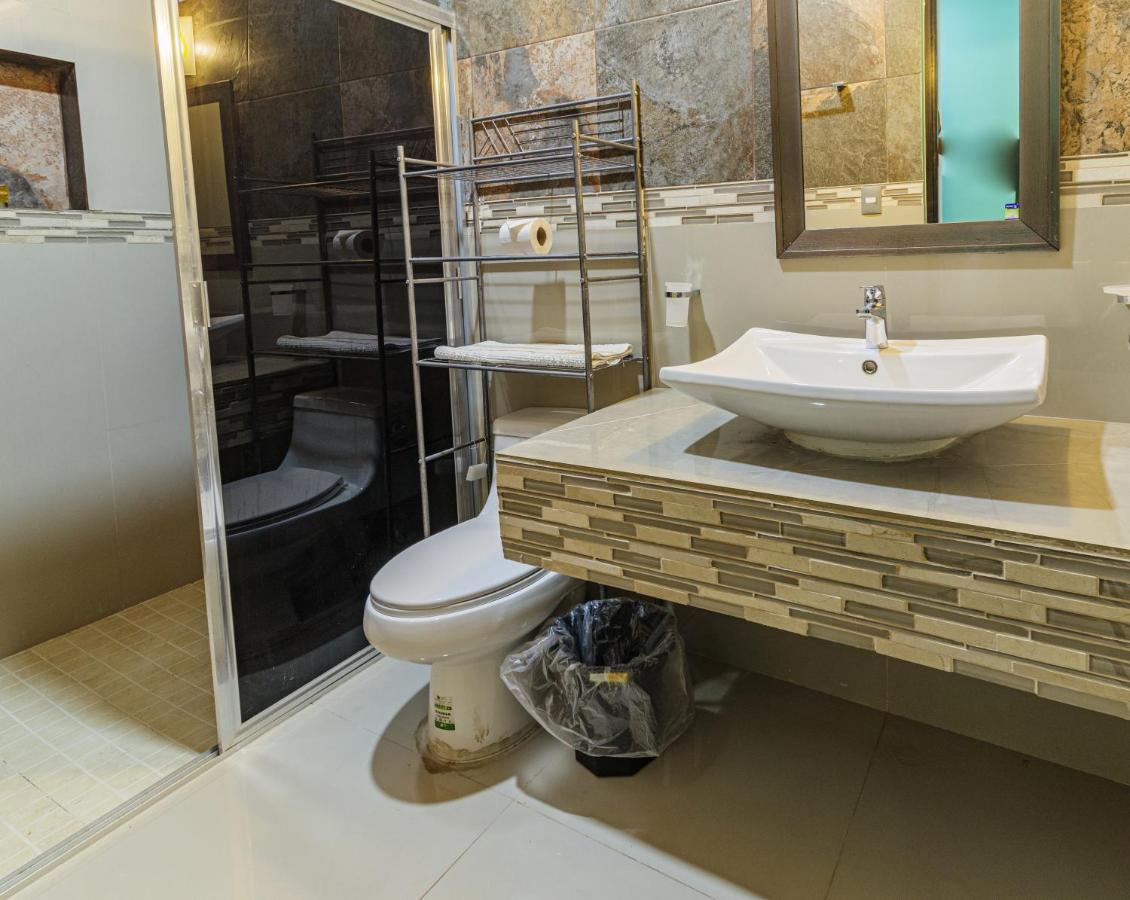 Hotel Suites Paraiso Mérida Kültér fotó