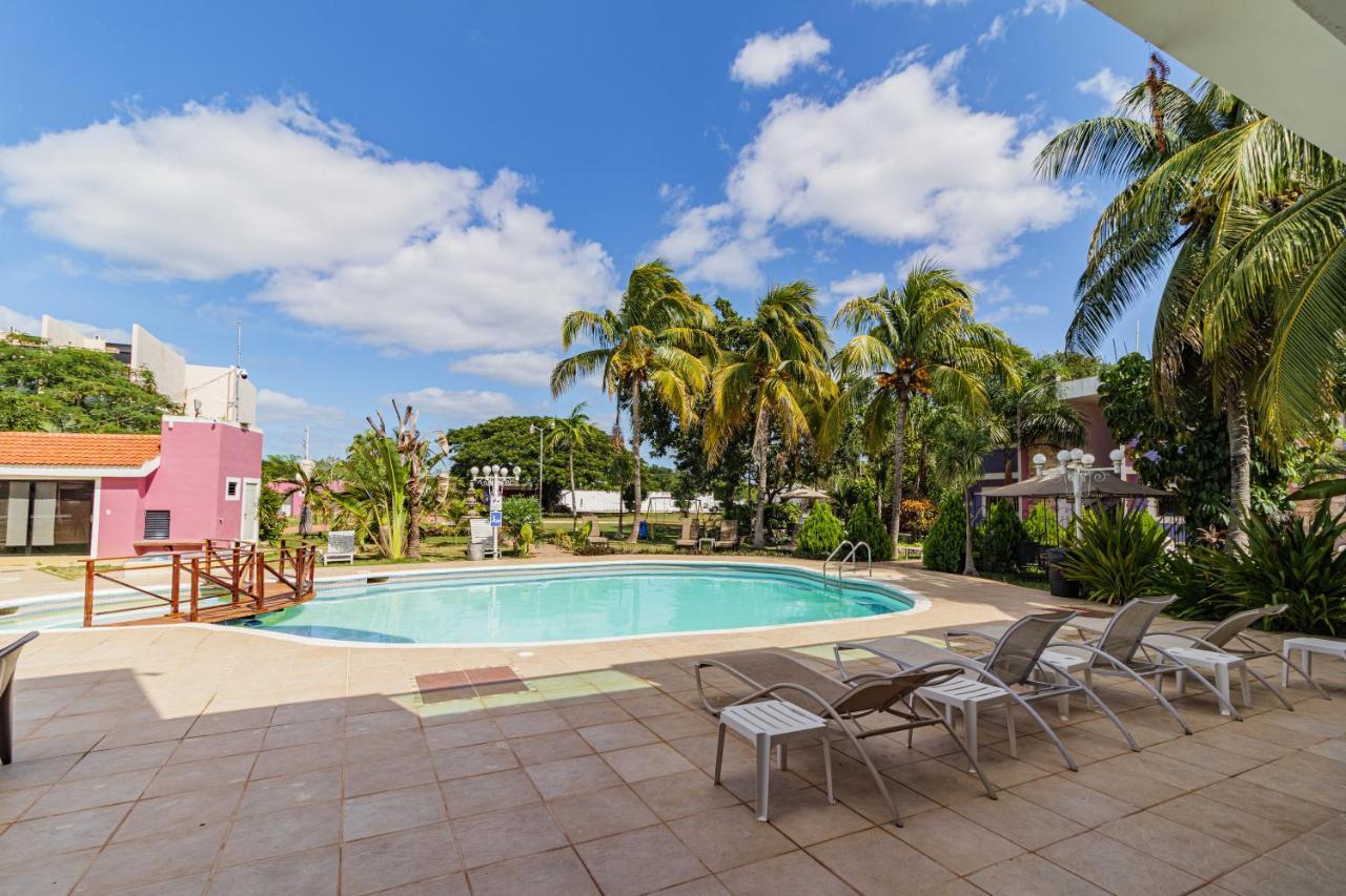 Hotel Suites Paraiso Mérida Kültér fotó